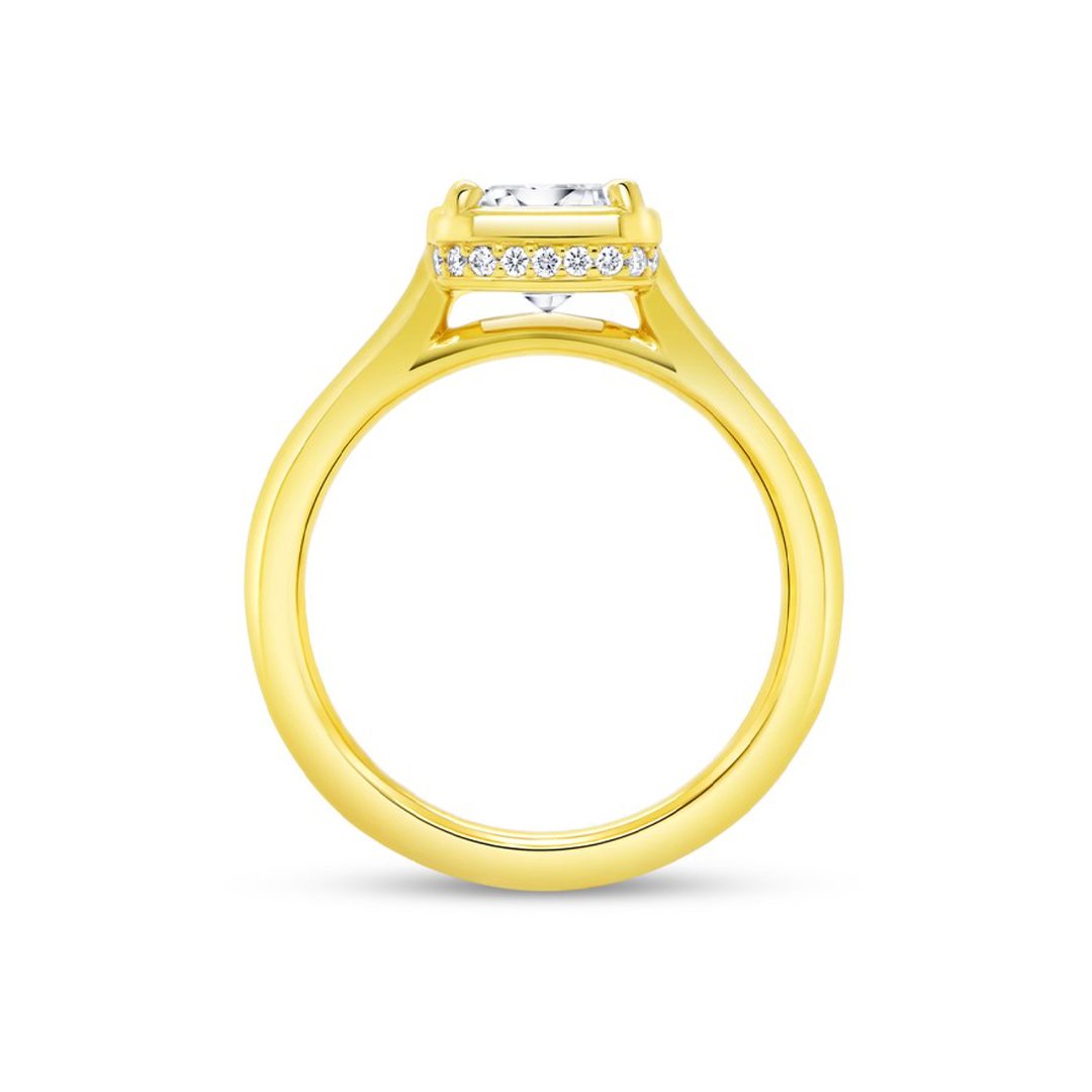 Diamond Bezel Enagement Ring