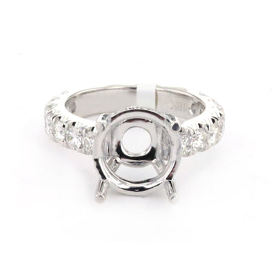 1.52 ctw Diamond Halo Engagement Ring