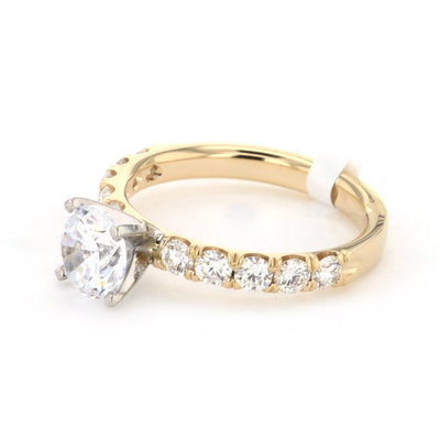 0.68 ctw Diamond Solitaire Engagement Ring