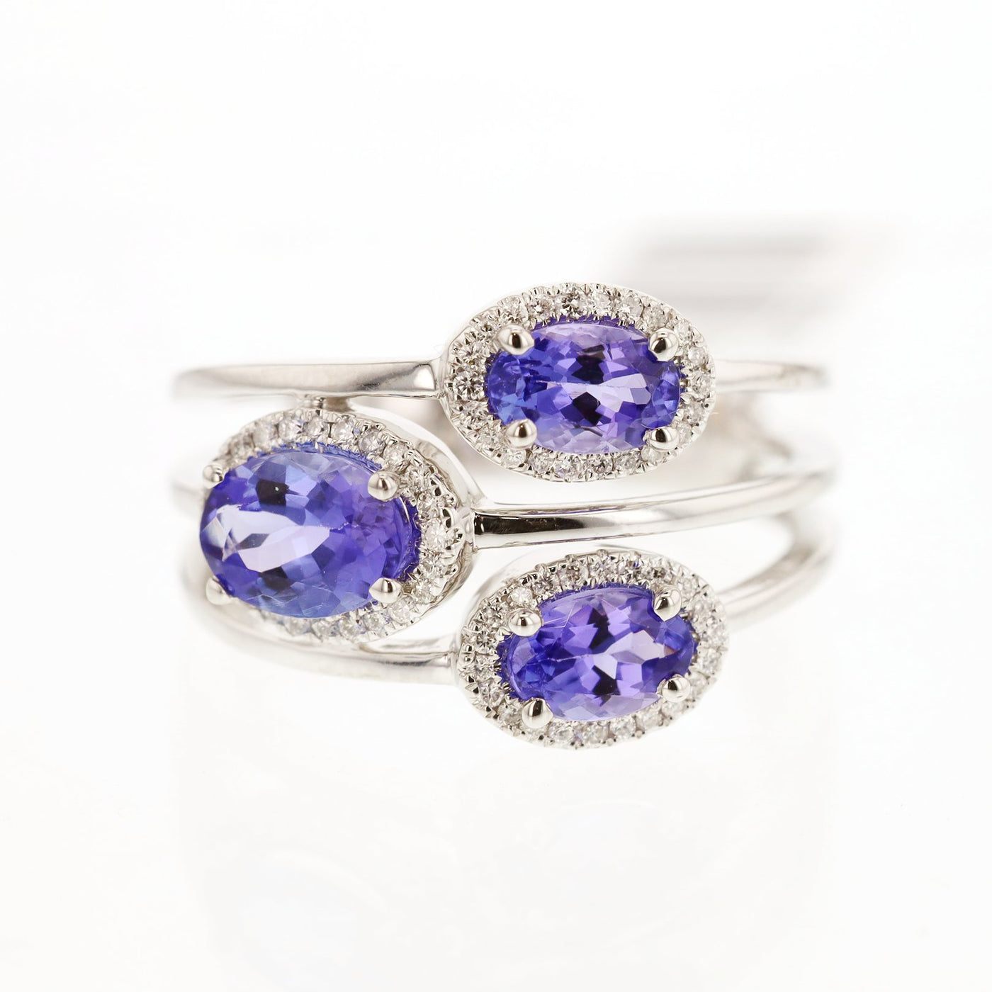 Tanzanite & Diamond Ring