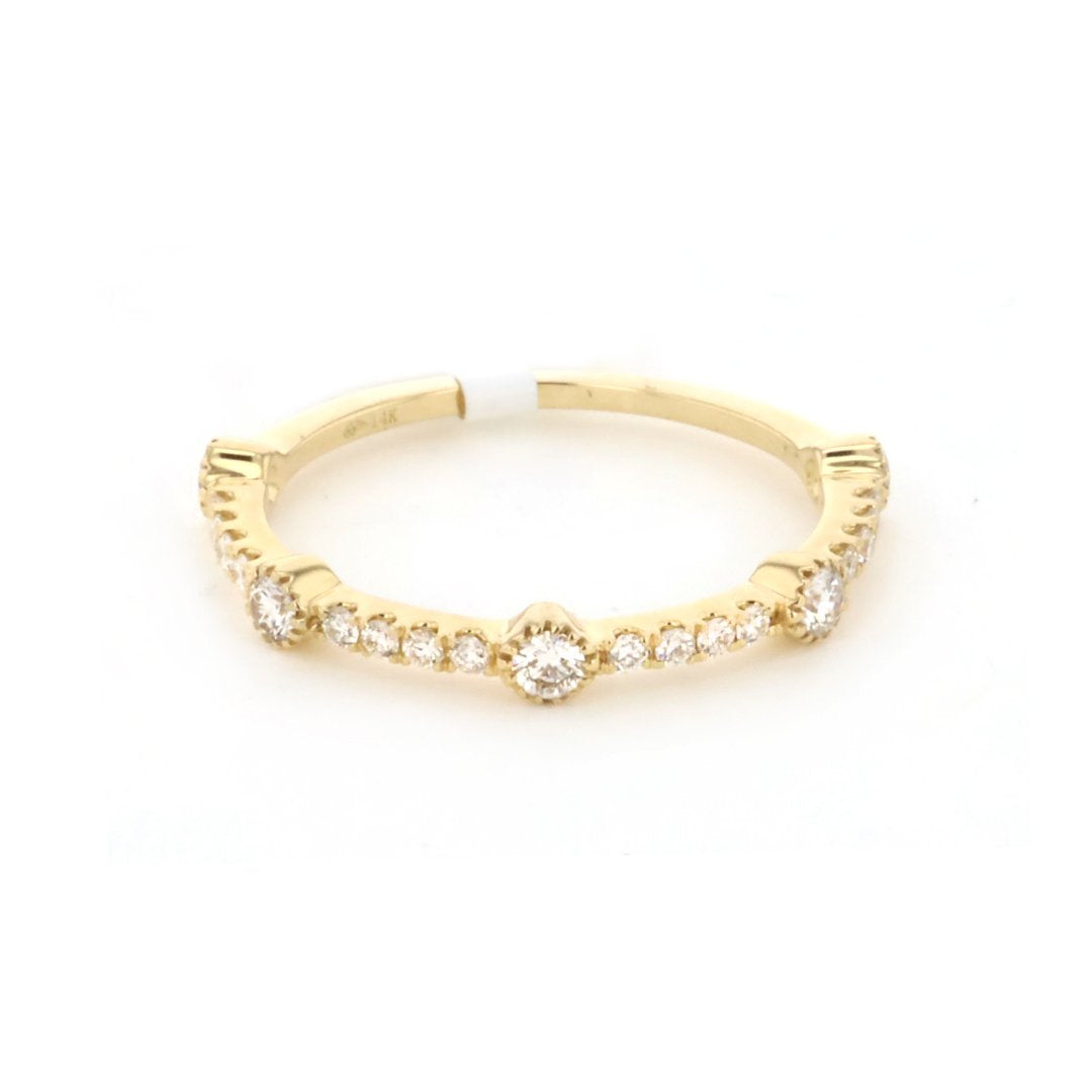 0.33 ctw Diamond Band