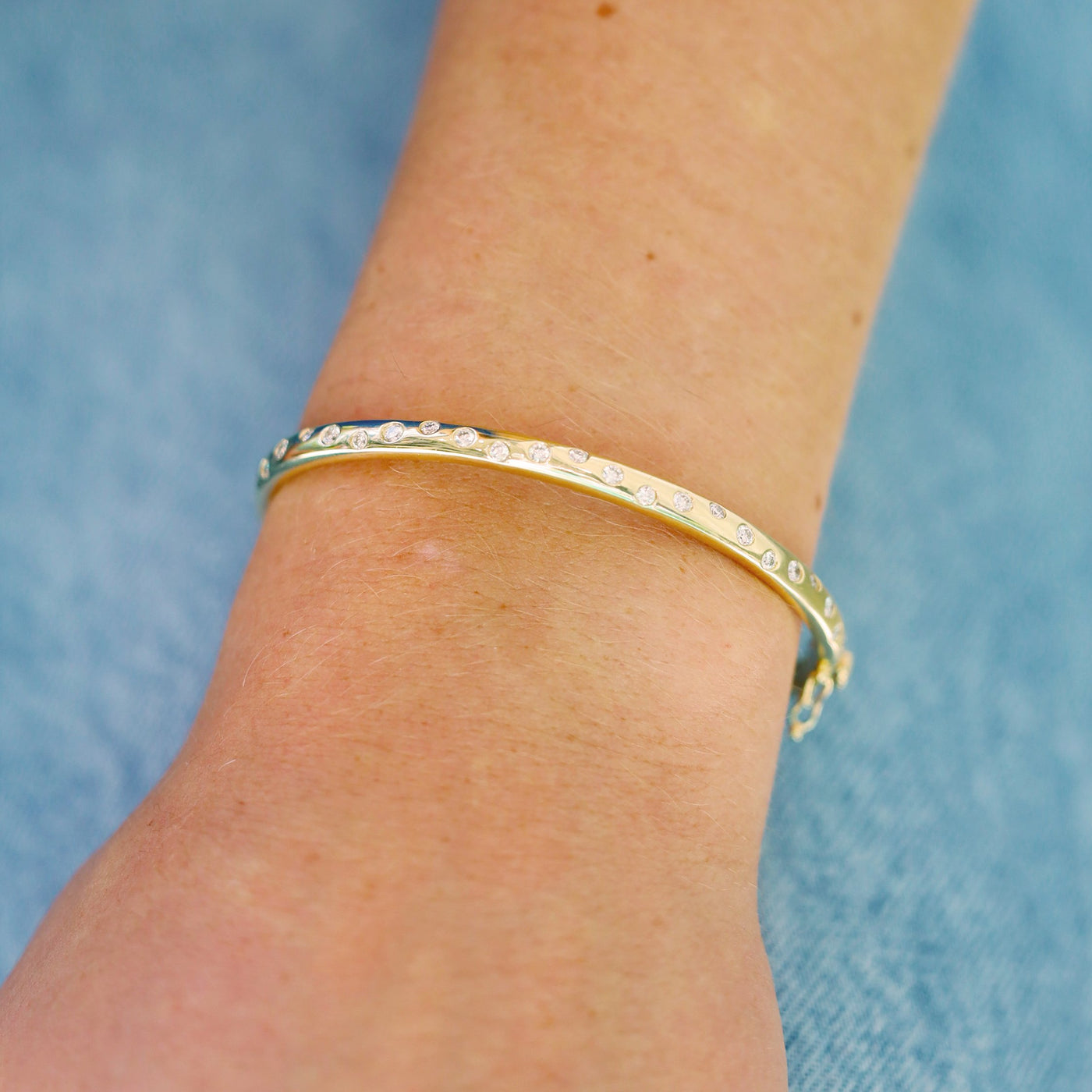 0.75 ctw Diamond Bangle Bracelet