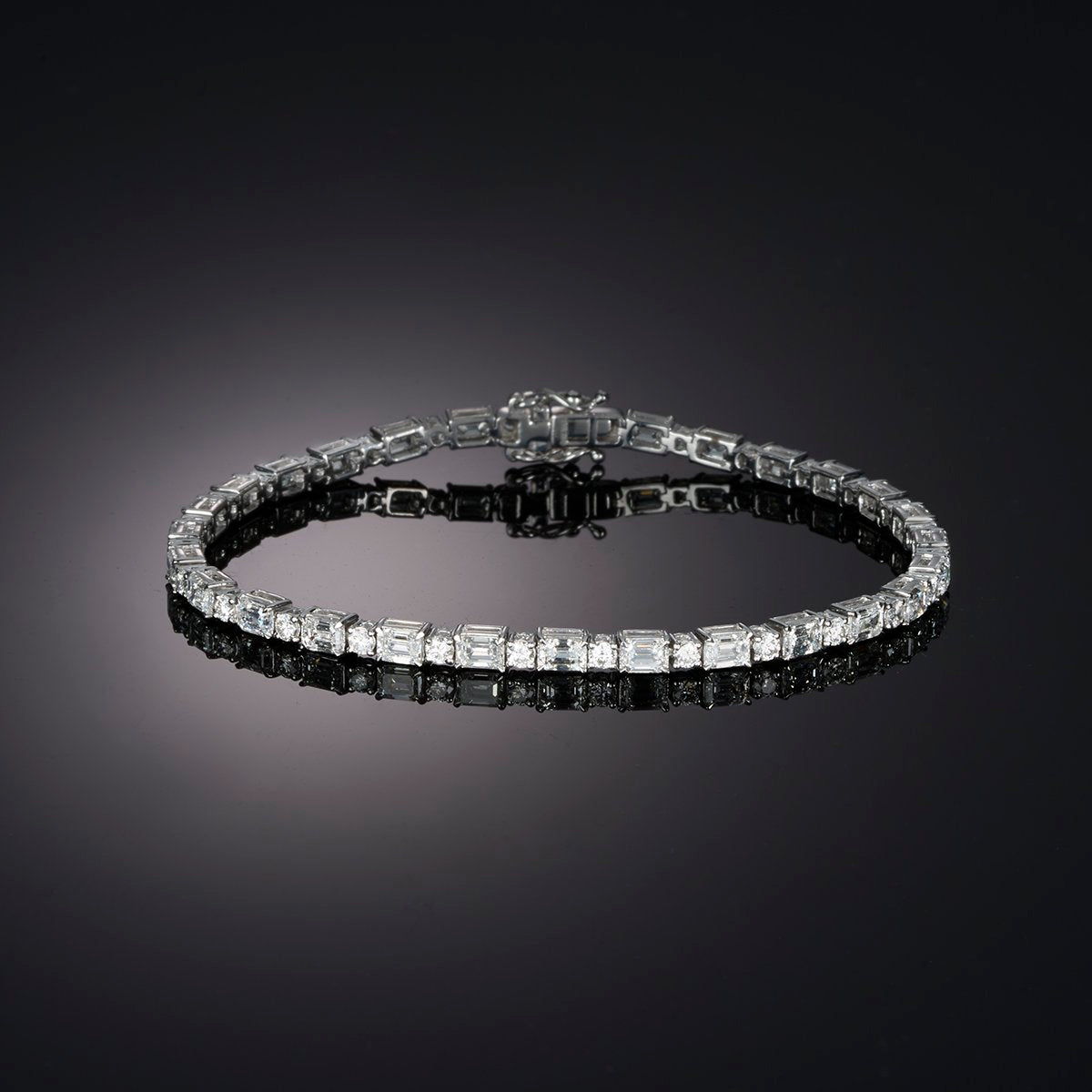 6.60 ctw Diamond Tennis Bracelet