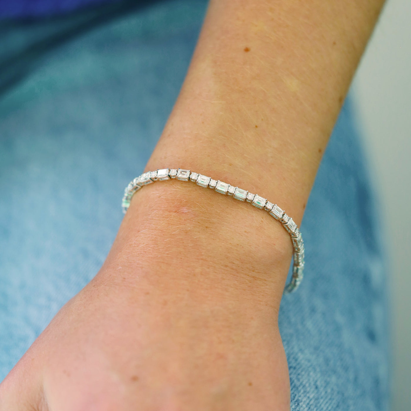 6.60 ctw Diamond Tennis Bracelet