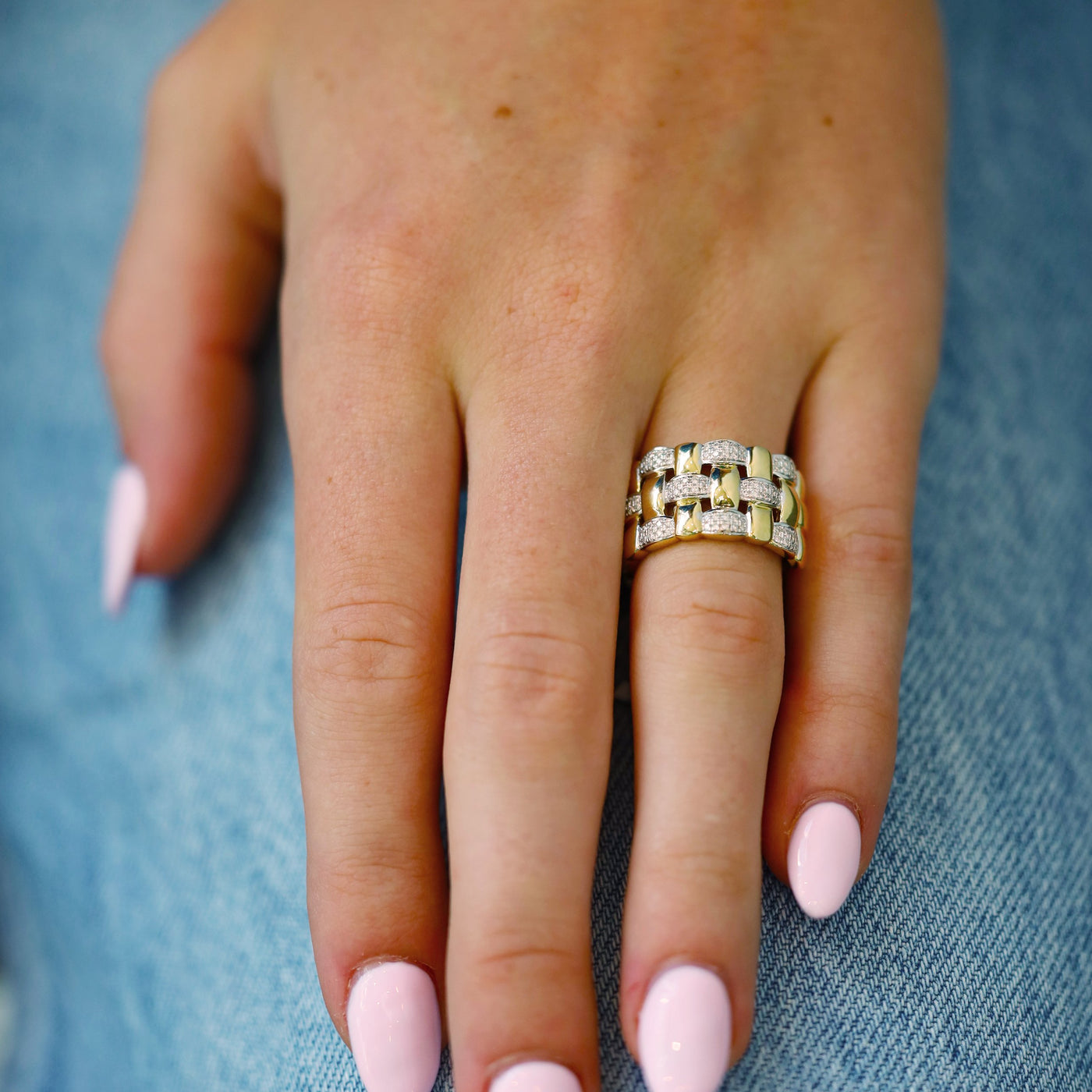 0.30 ctw Diamond Wide Band