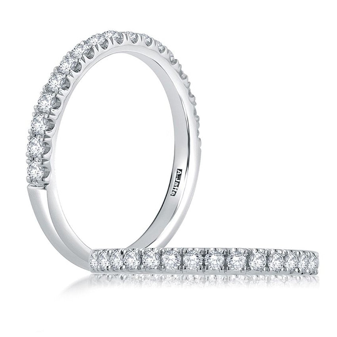 0.15 ctw Diamond Band