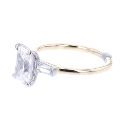 0.30 ctw Diamond Engagement Ring