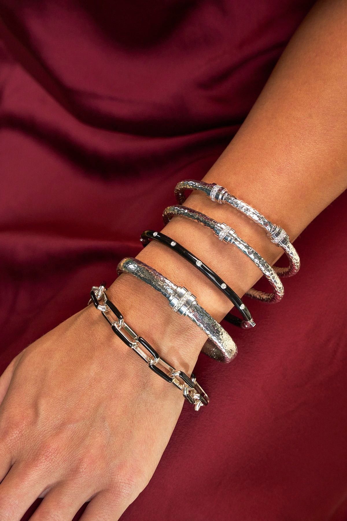 0.10 ctw Diamond Sterling Silver & Enamel Bangle Bracelet