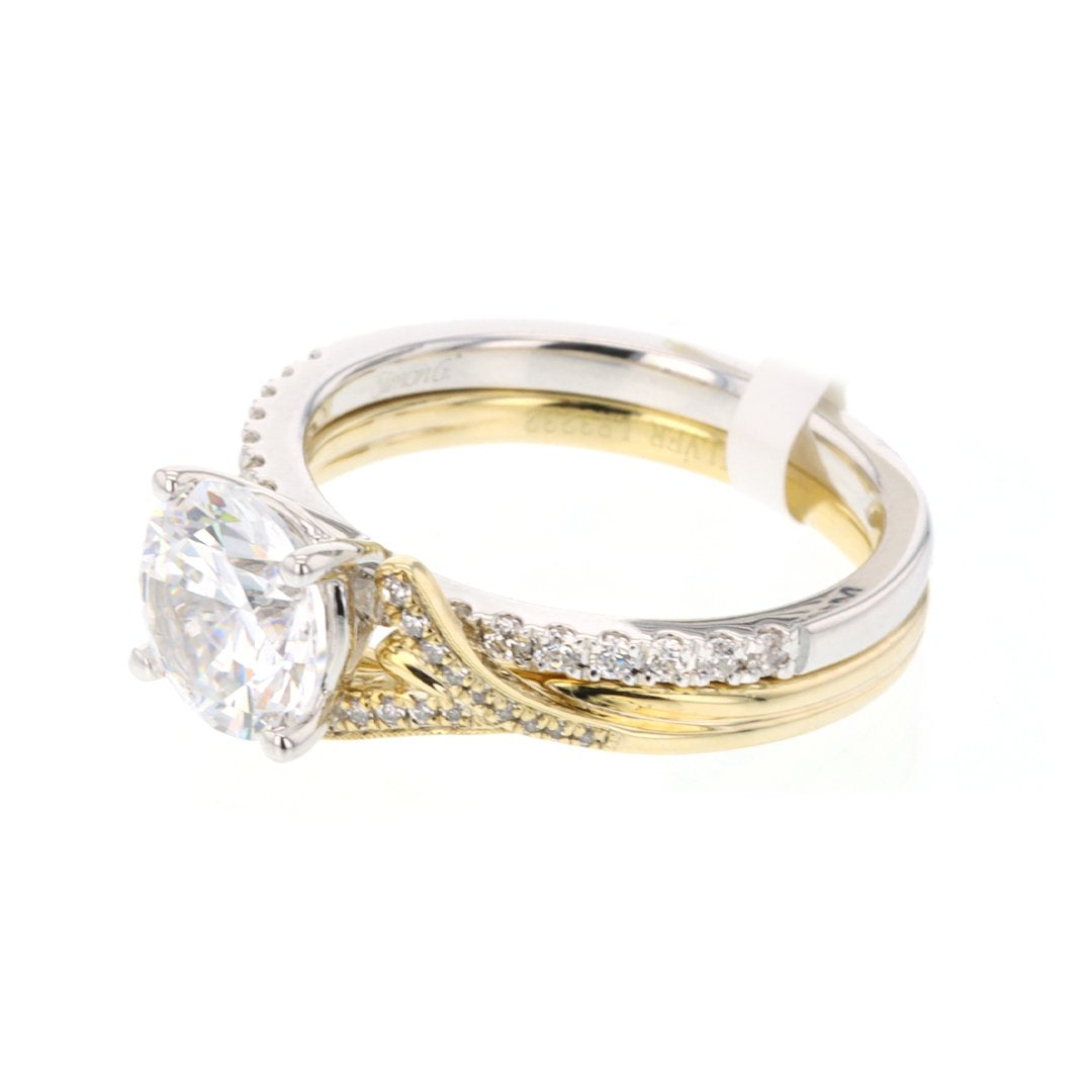 0.24 ctw Diamond Solitaire Engagement Ring Set