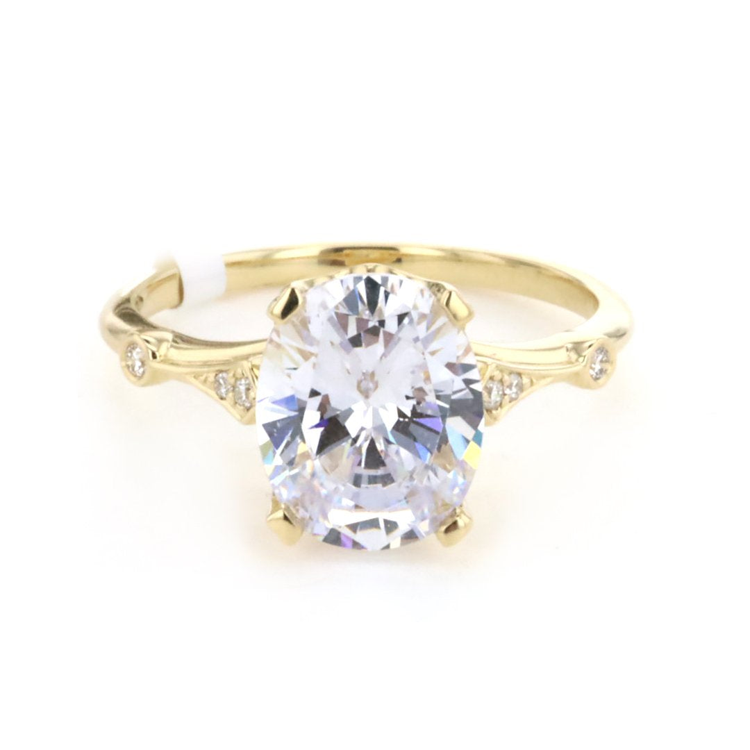 0.08 ctw Diamond Solitaire Engagement Ring