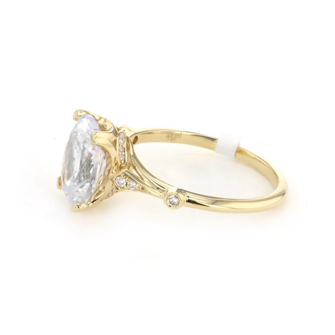 0.08 ctw Diamond Solitaire Engagement Ring