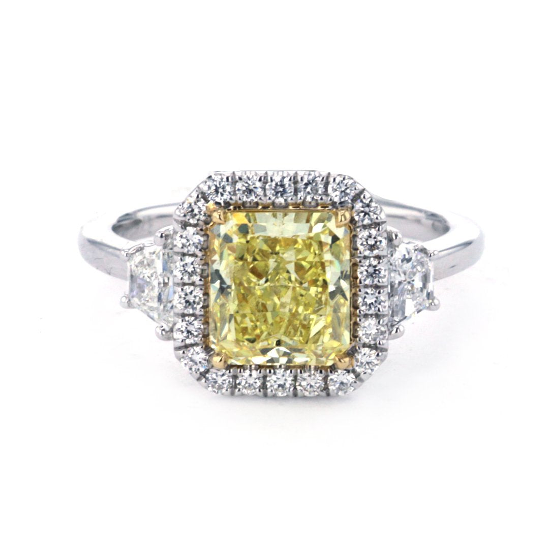 2.26 ct Diamond Halo Engagement Ring