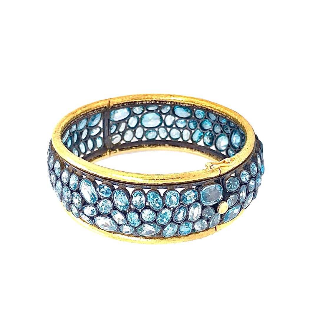 Blue Zircon Pebble Bracelet