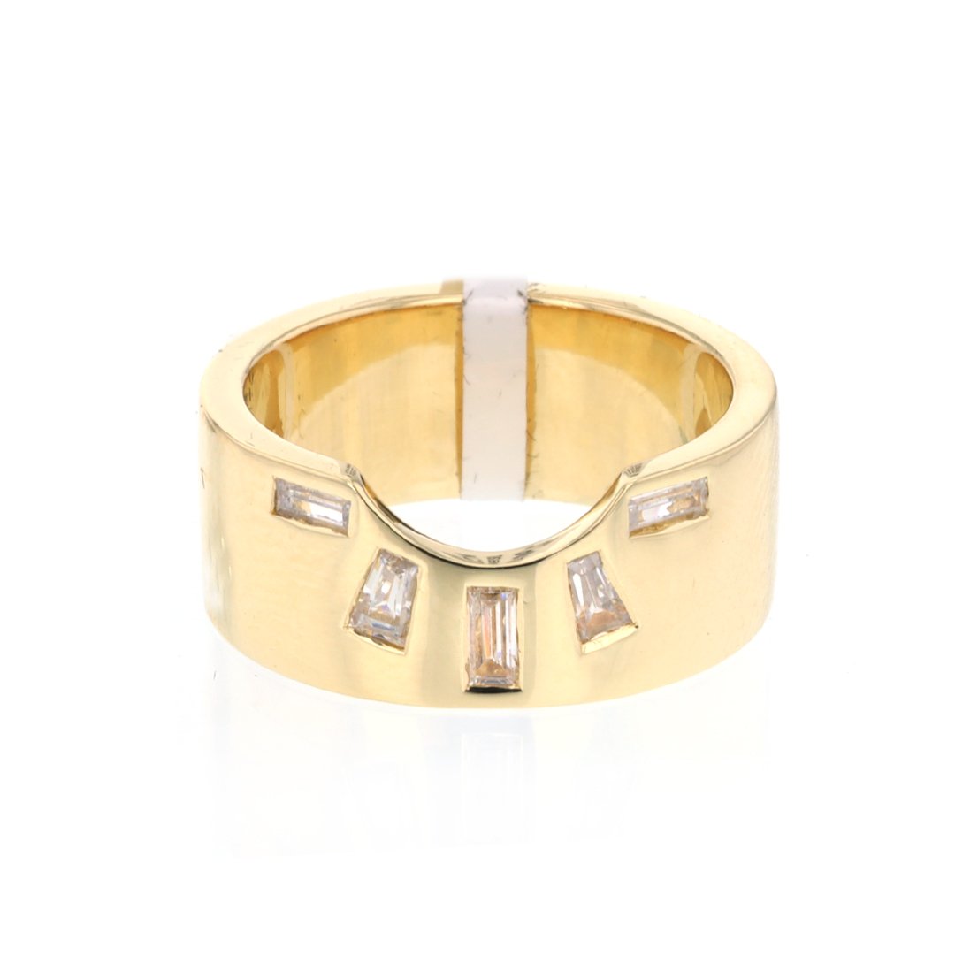 0.32 ctw Diamond Contour Band