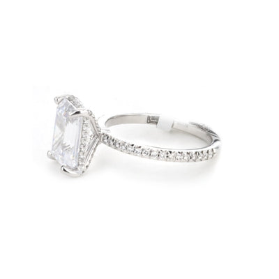 0.37 ctw Diamond Solitaire Engagement Ring