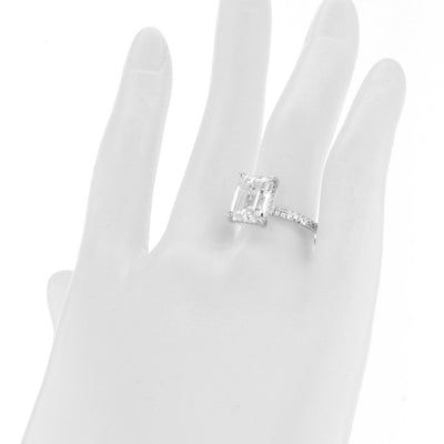 0.37 ctw Diamond Solitaire Engagement Ring