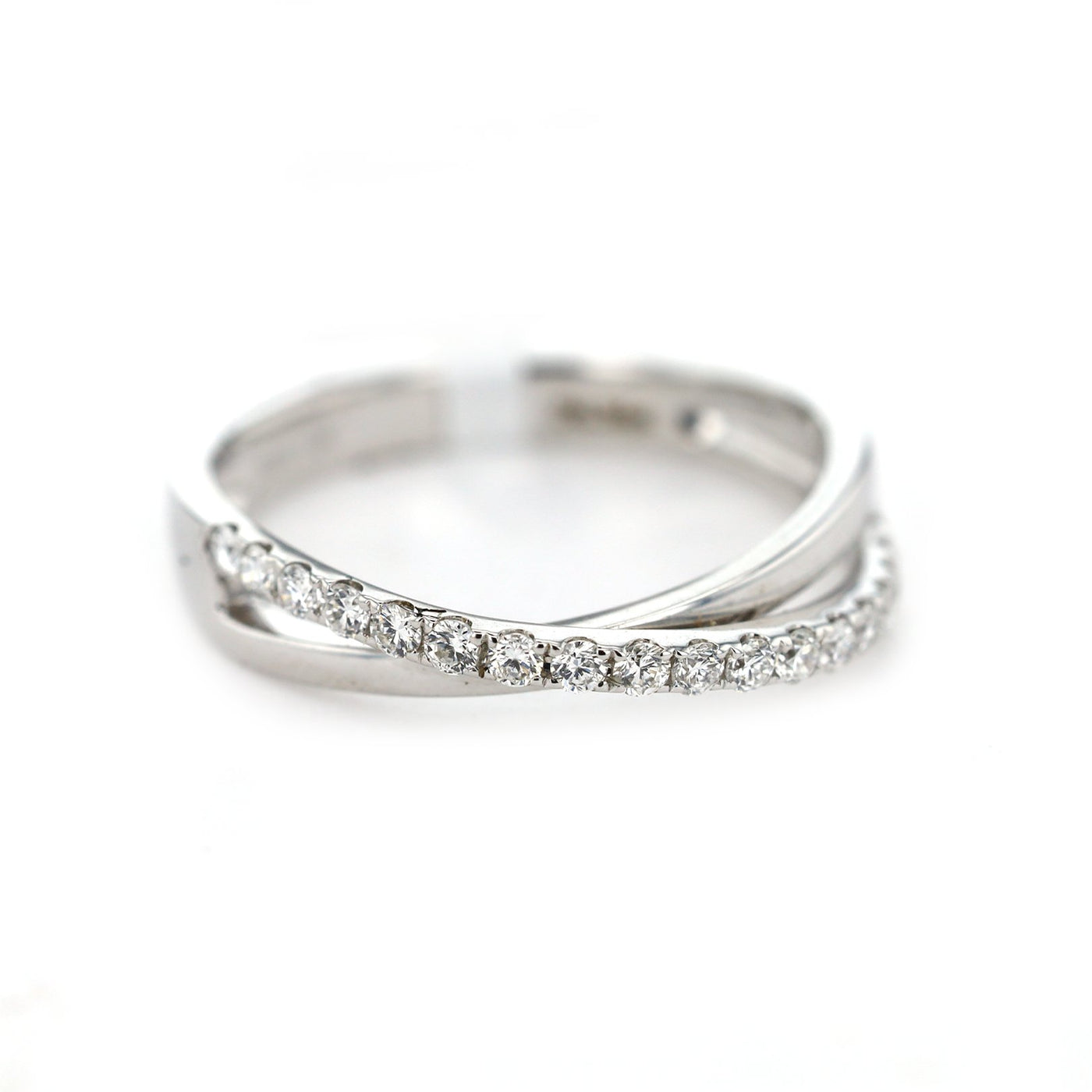 0.26 ctw Diamond Band