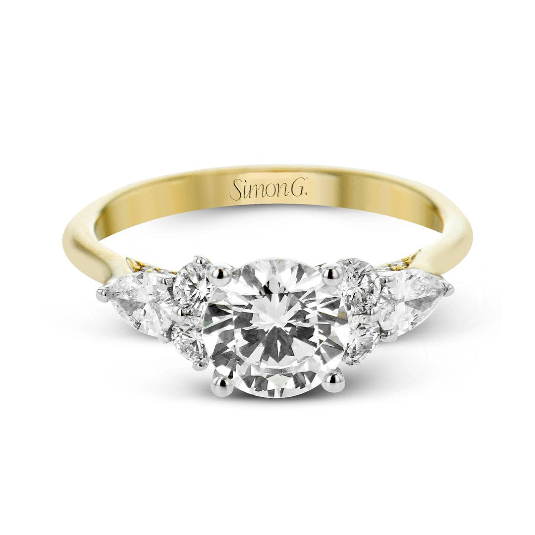 0.66 ctw Diamond Solitaire Engagement Ring