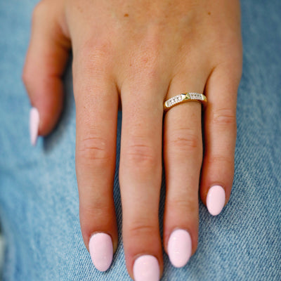 0.38 ctw Diamond Band