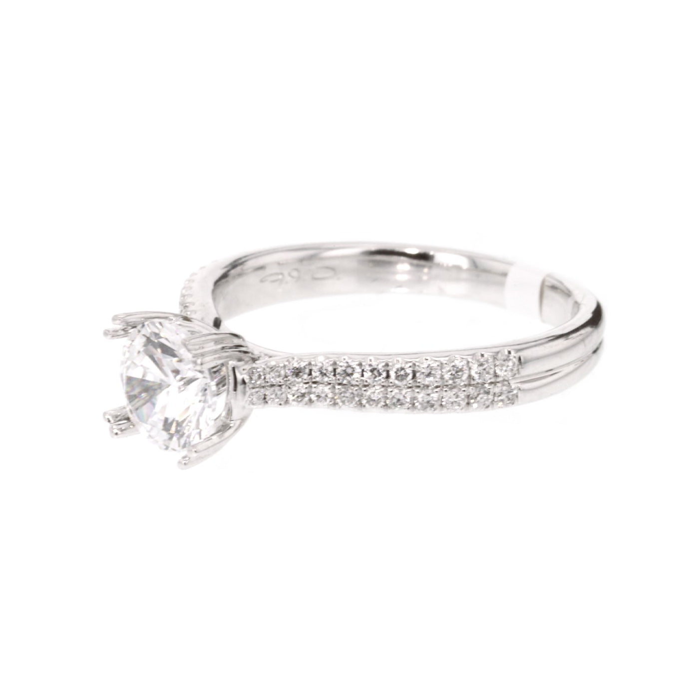 0.23 ctw Diamond Solitaire Engagement Ring