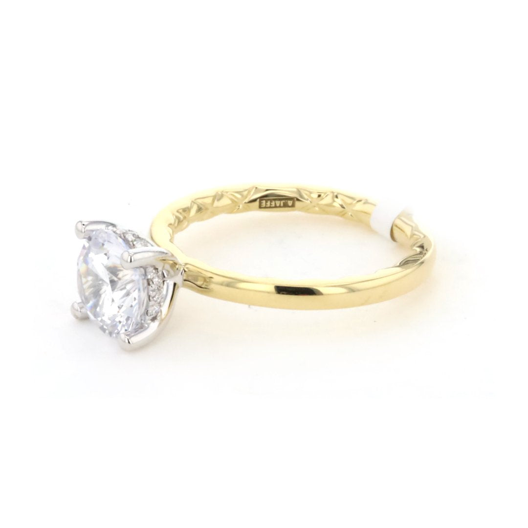0.06 ctw Diamond Halo Engagement Ring