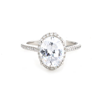 0.26 ctw Diamond Halo Engagement Ring