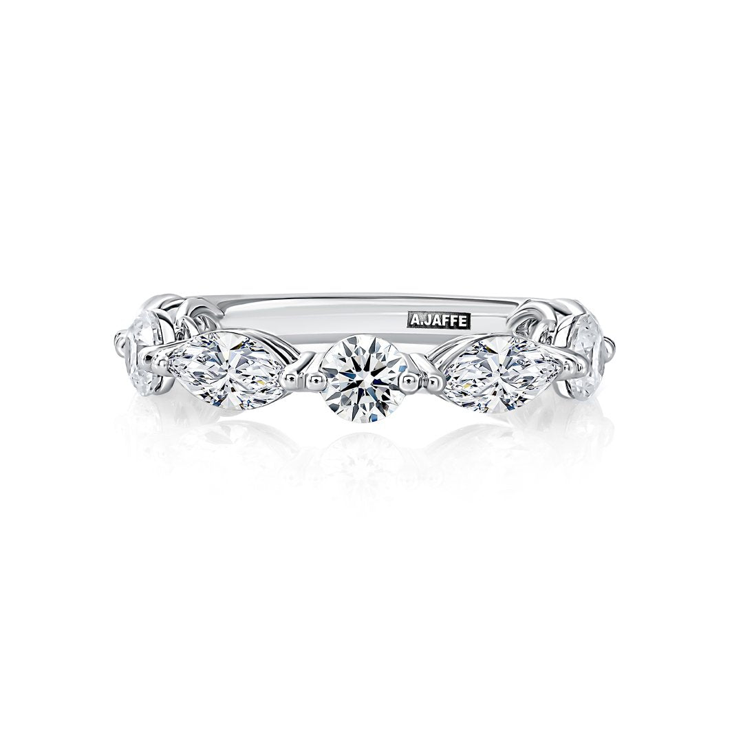 2.35 ctw Diamond Band