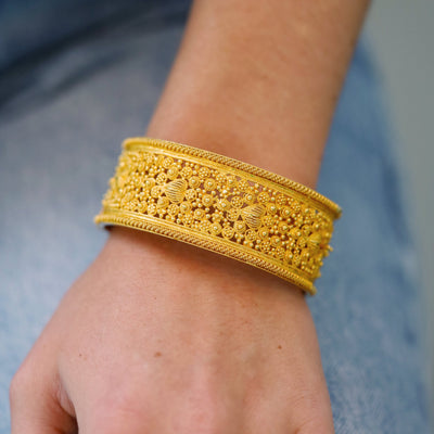 28MM Wide Hinged Bangle Bracelet