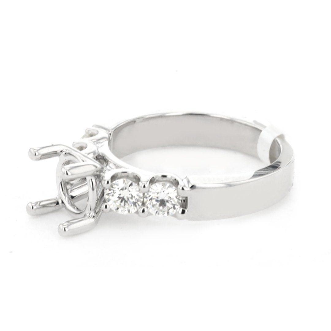 0.80 ctw Diamond Solitaire Engagement Ring