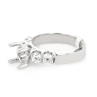0.80 ctw Diamond Solitaire Engagement Ring