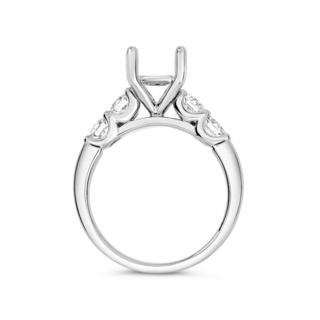 0.80 ctw Diamond Solitaire Engagement Ring