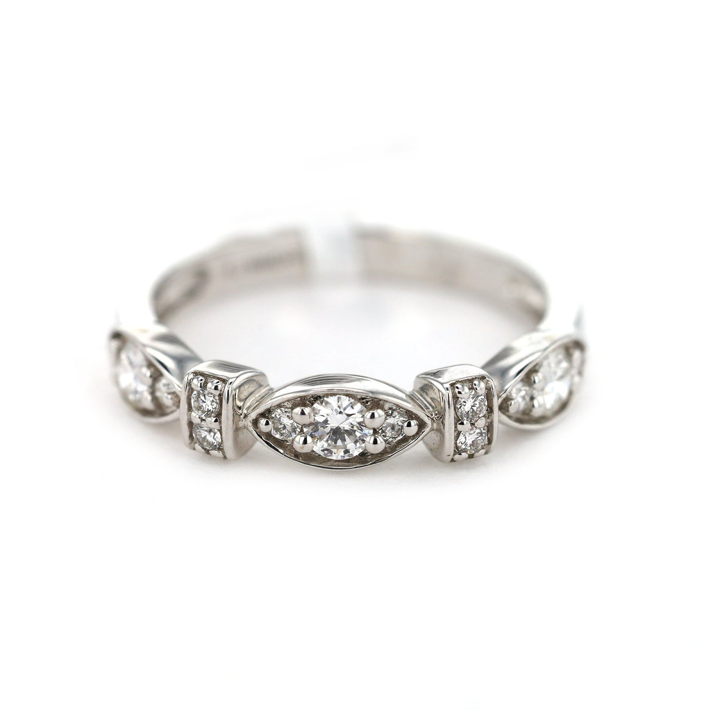 0.39ctw Diamond Band