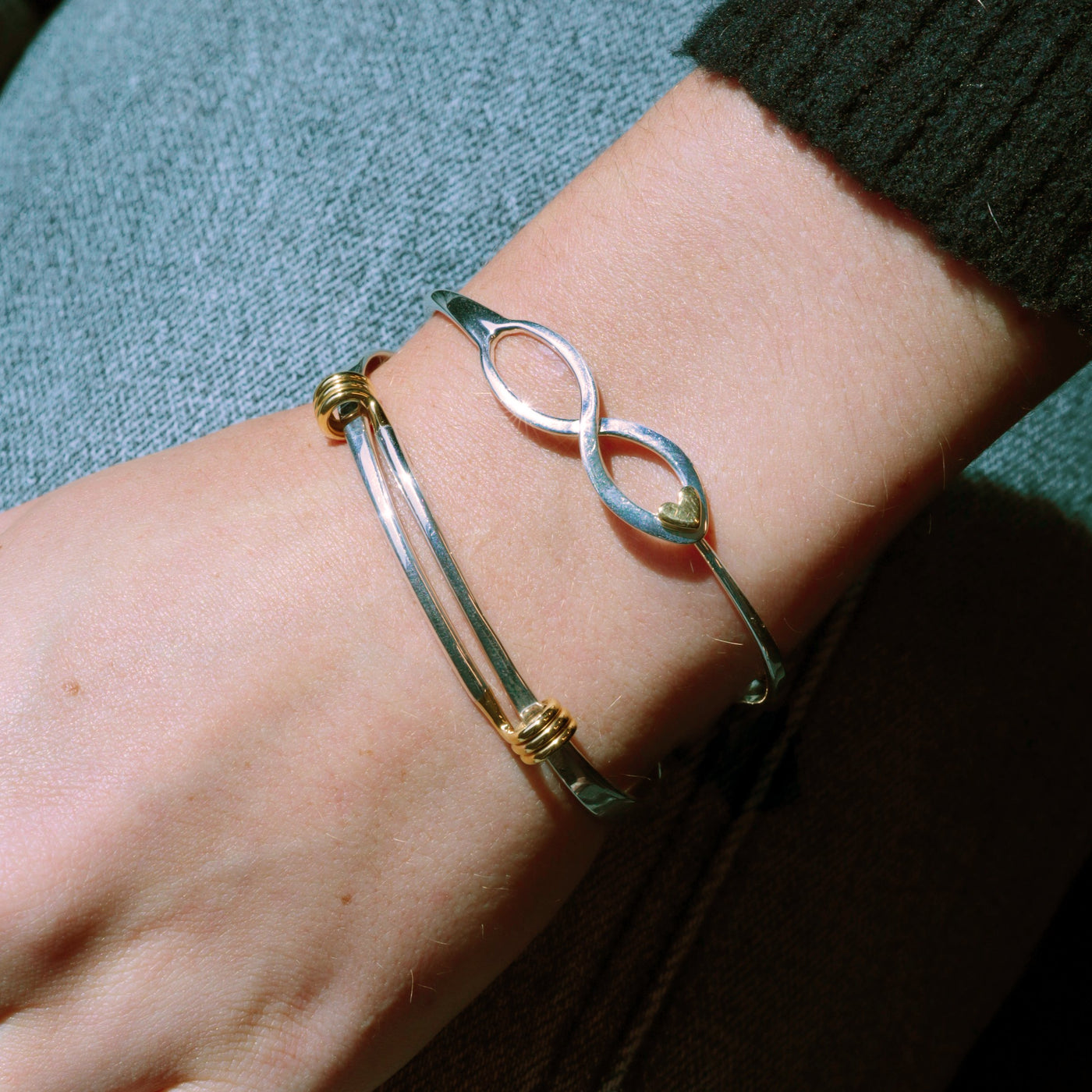 "Endless Heart" Bangle Gold & Silver Bracelet