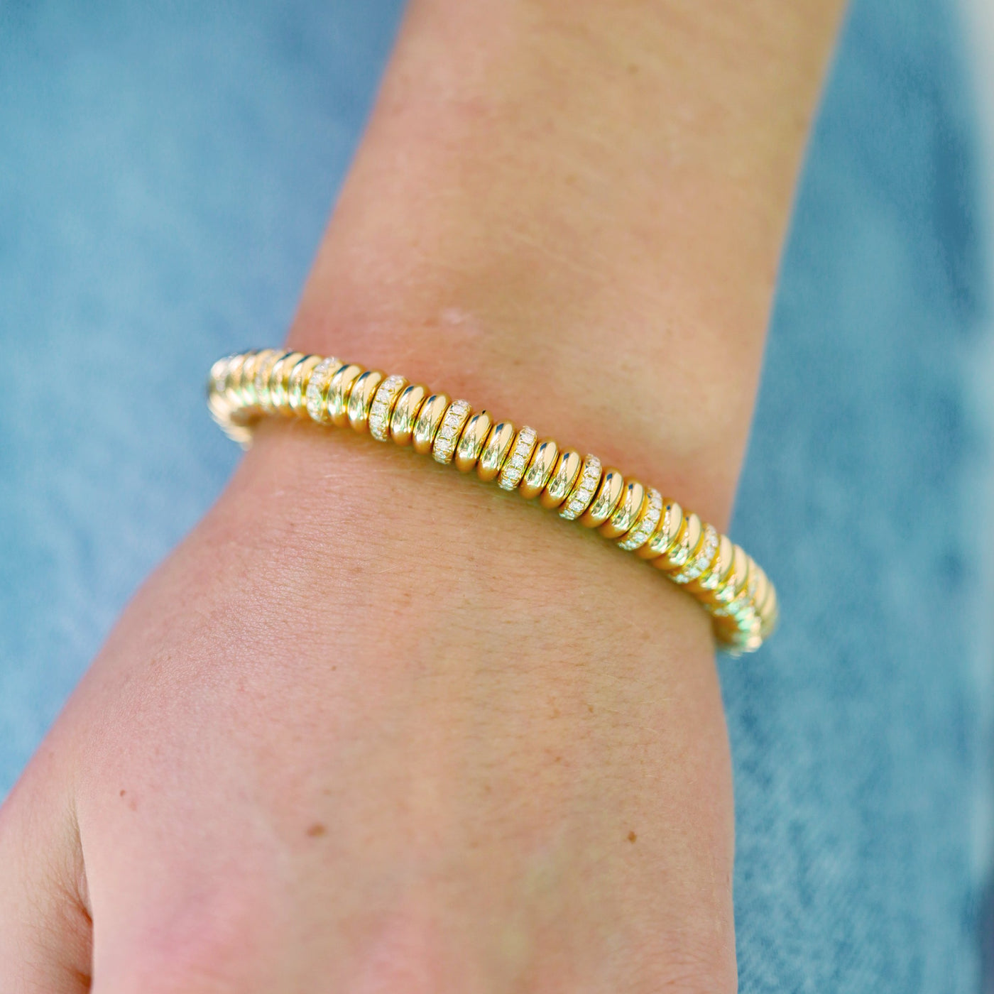 2.50 ctw Diamond Stretch Bracelet