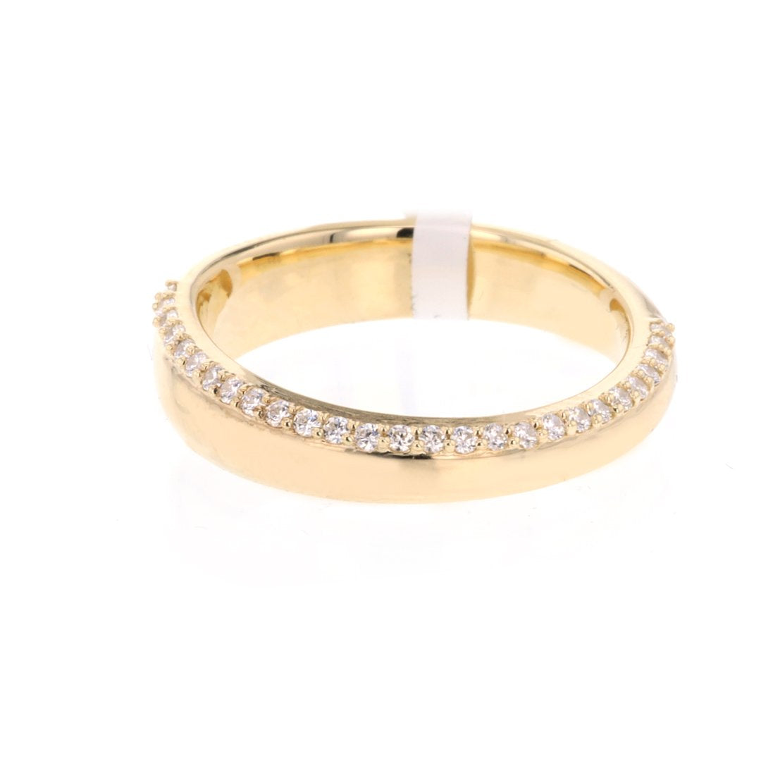 0.18 ctw Diamond Band