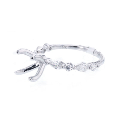 0.65 ctw Diamond Solitaire Engagement Ring