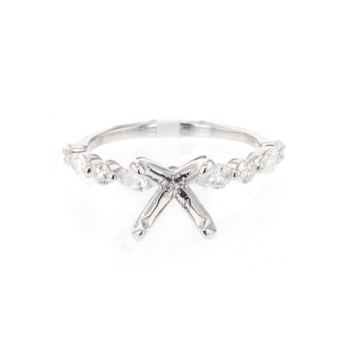 0.65 ctw Diamond Solitaire Engagement Ring