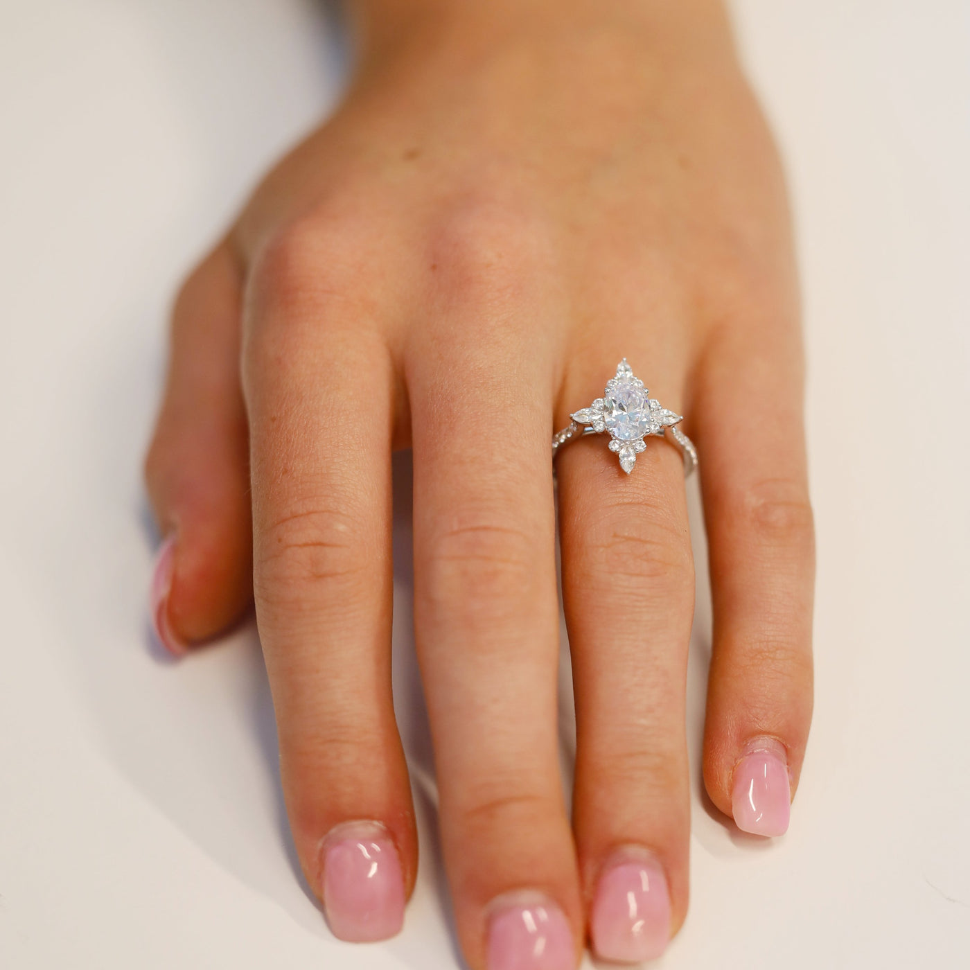 0.70 ctw Diamond Halo Engagement Ring