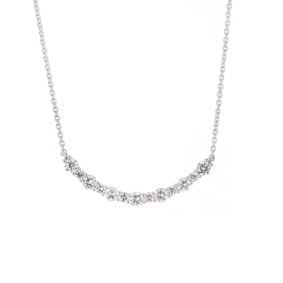 1.30 ctw Diamond Curved Bar Necklace
