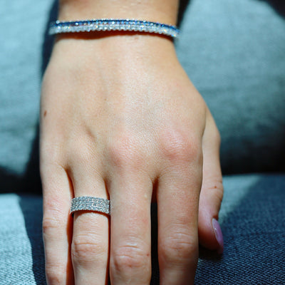 1.08 ctw Diamond 3-Row Band