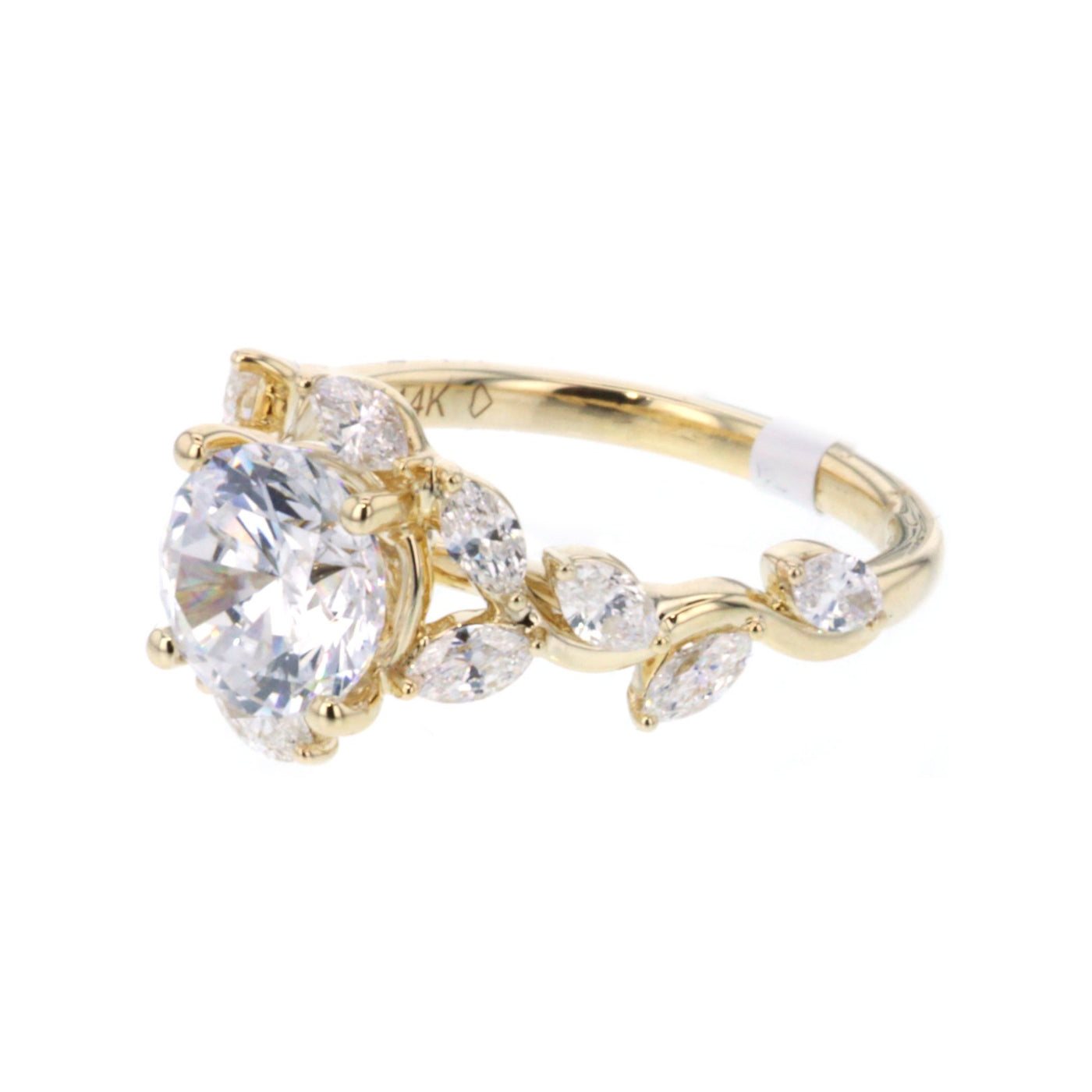 0.82 ctw Diamond Solitaire Engagement Ring