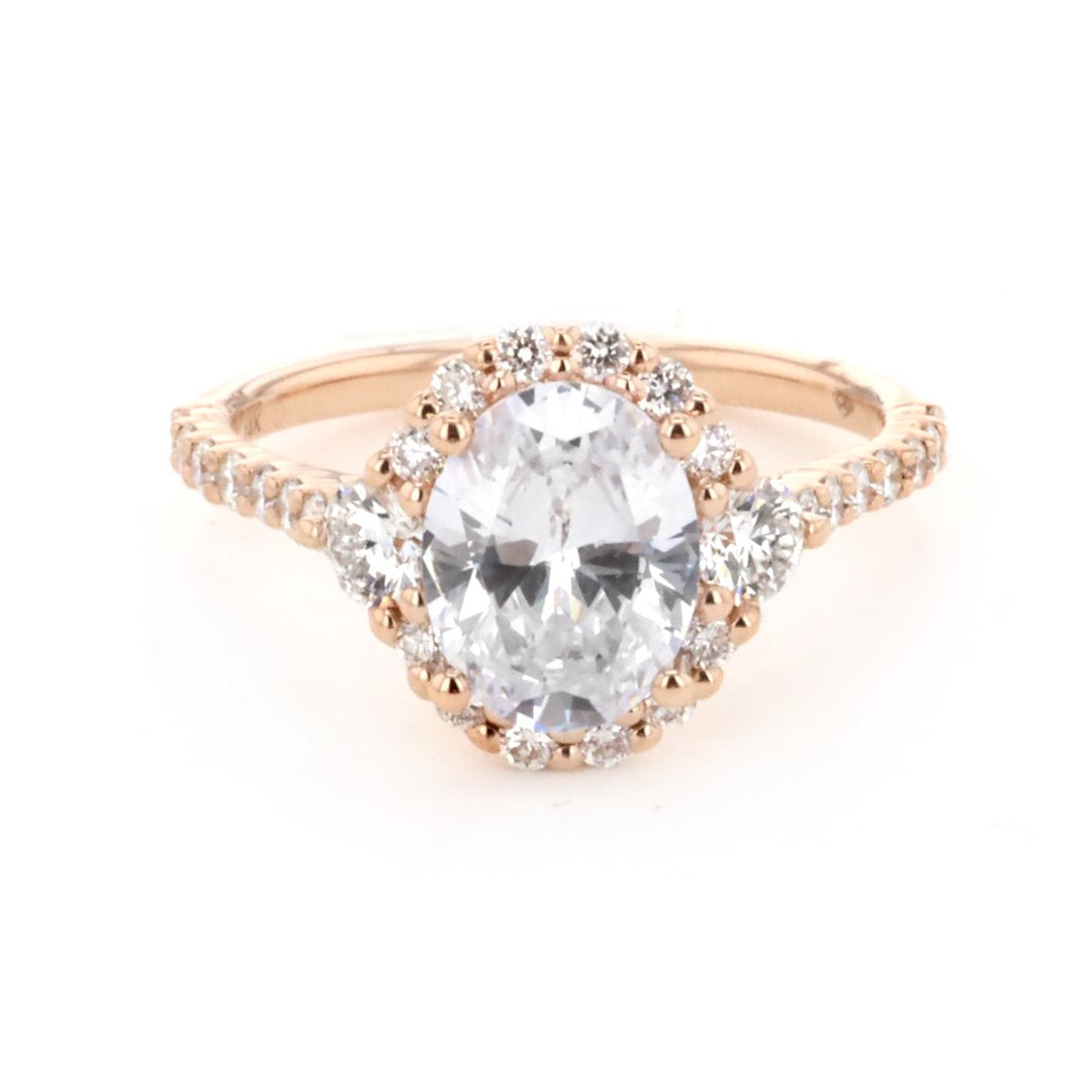 0.69 ctw Diamond Halo Engagement Ring