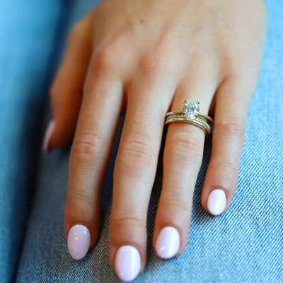 0.24 ctw Diamond Band