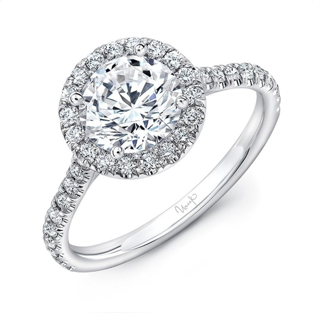 0.40 ctw Diamond Halo Engagement Ring