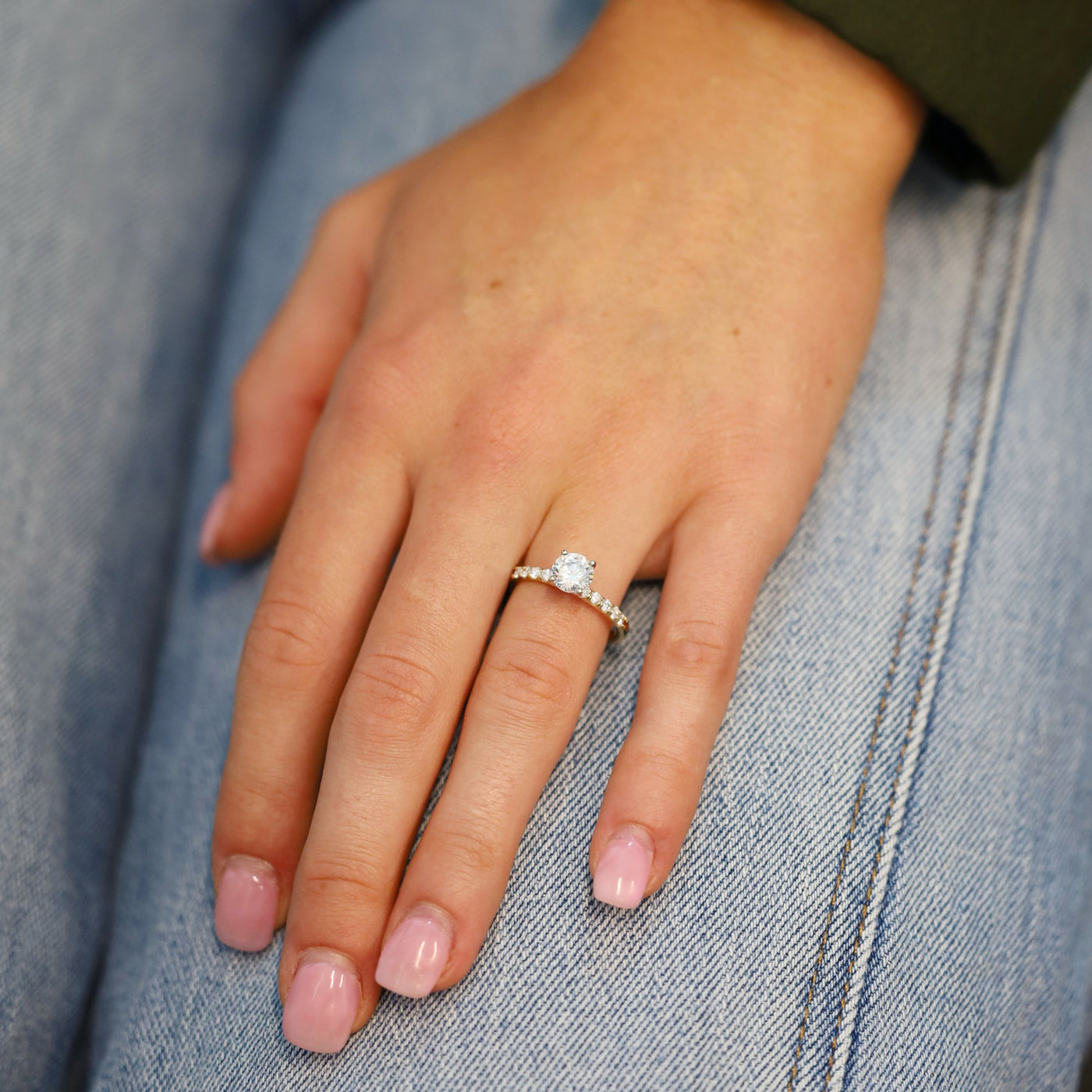 0.30 ctw Diamond Solitaire Engagement Ring
