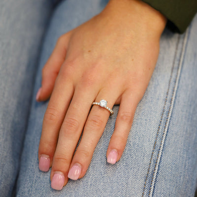 0.30 ctw Diamond Solitaire Engagement Ring