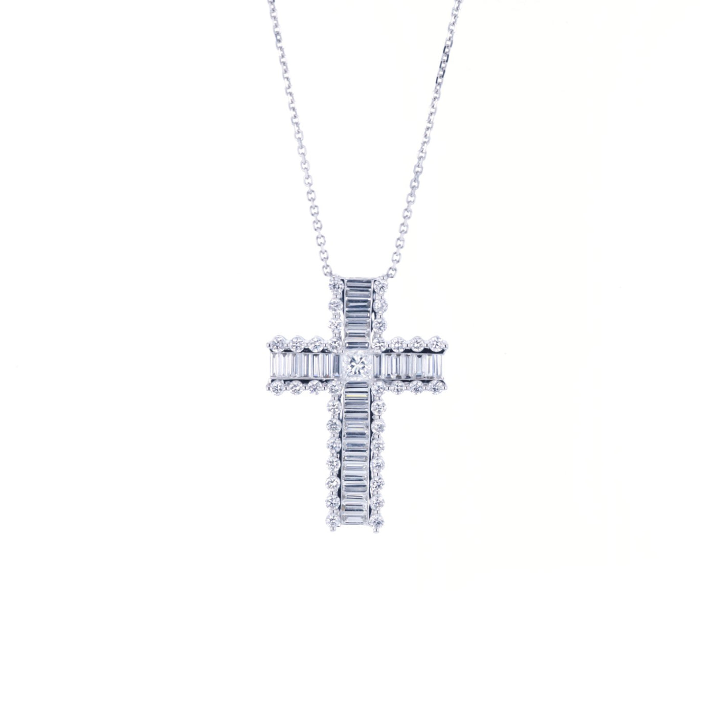 1.83 ctw Diamond Cross Necklace