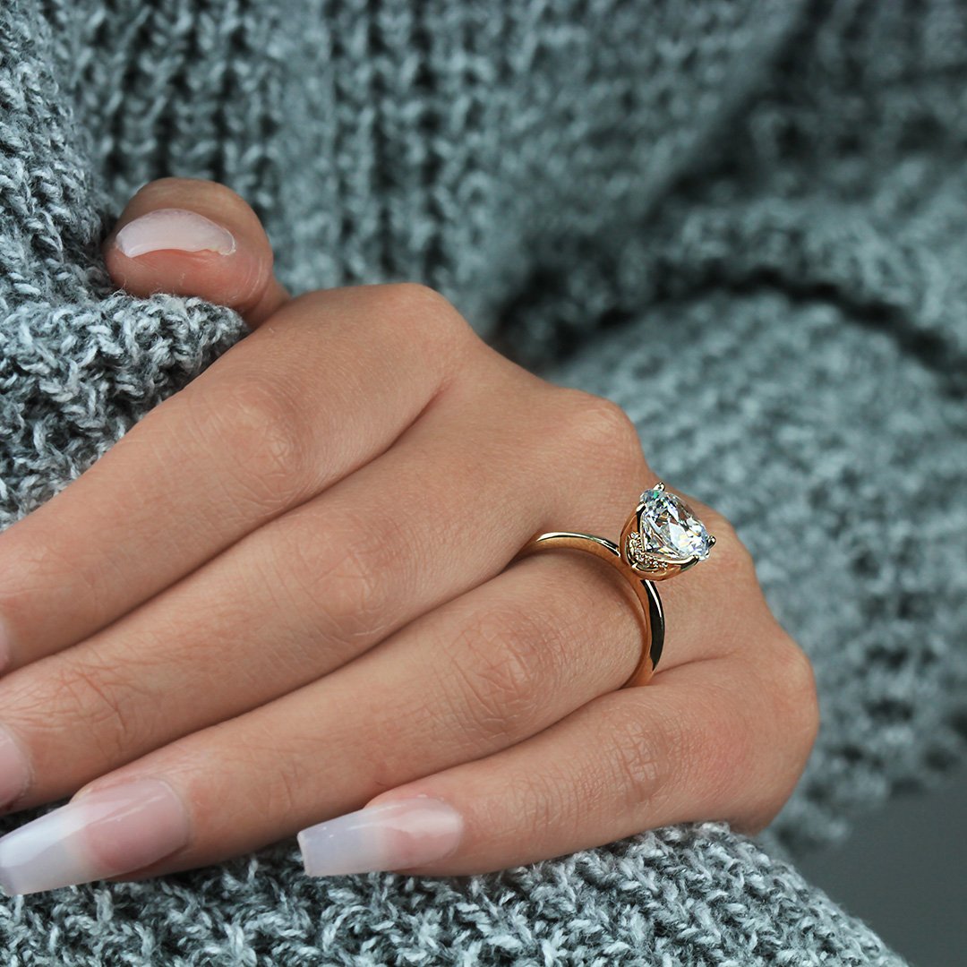 0.07 ctw Diamond Solitaire Engagement Ring