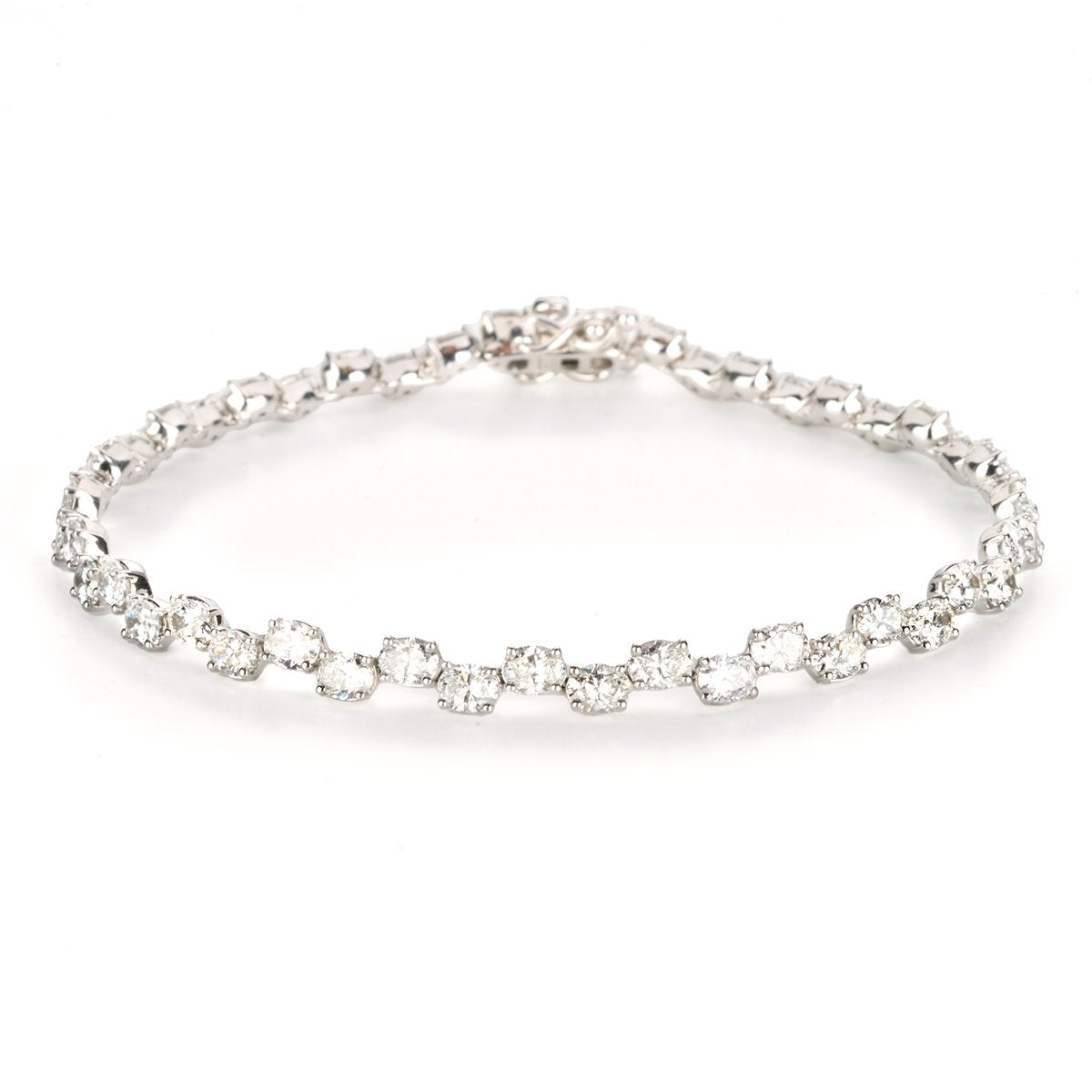 6.60 ctw Diamond Bracelet