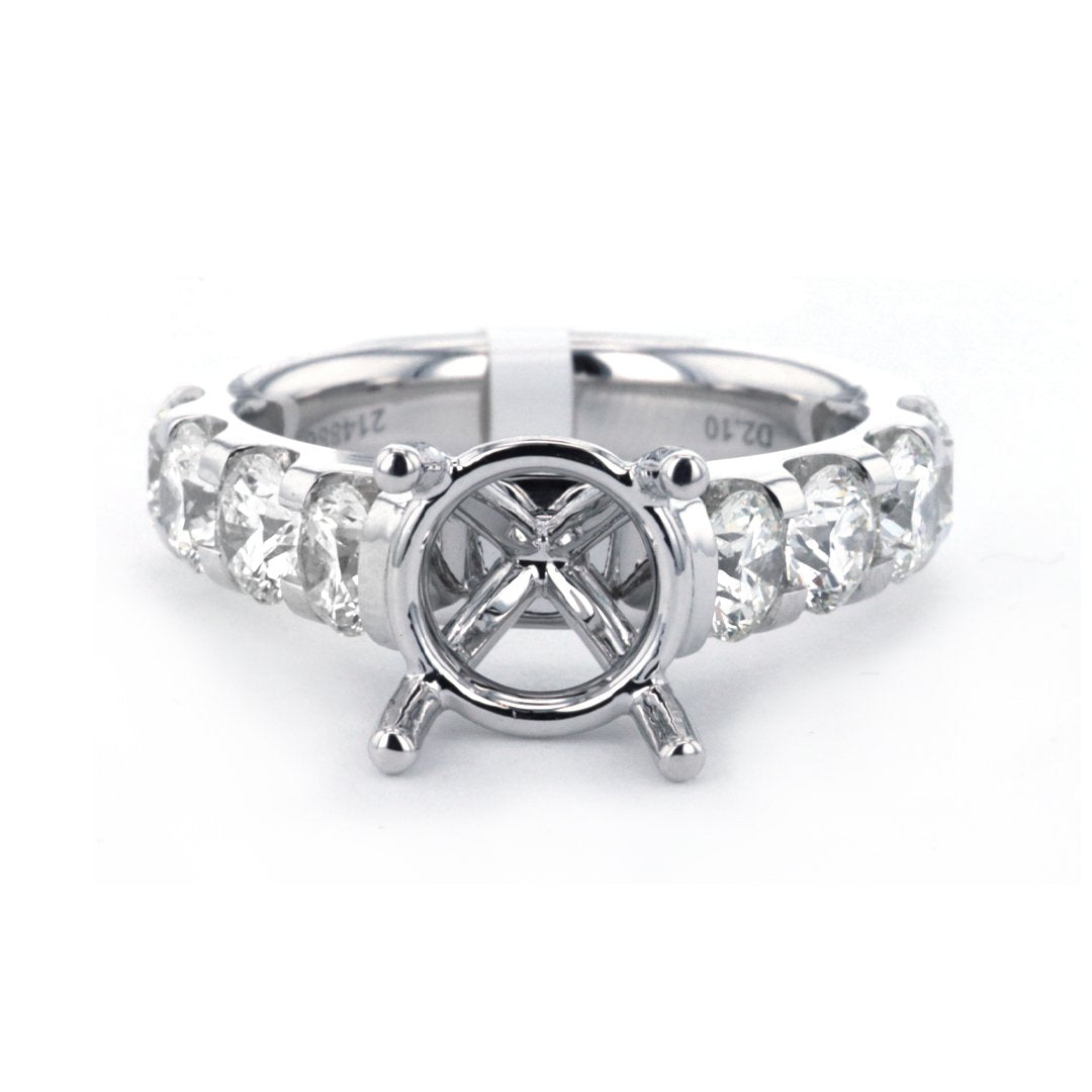 2.10 ctw Diamond Solitaire Engagement Ring